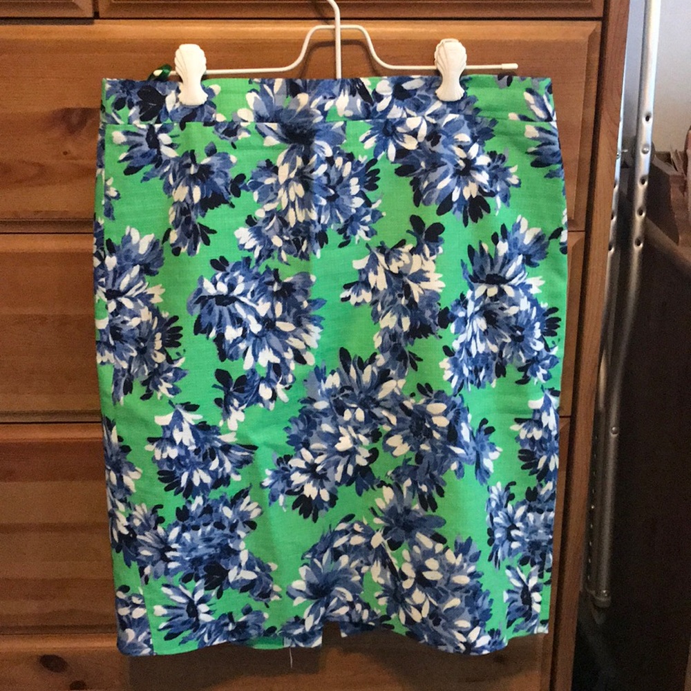 J.CREW pencil skirt - Size 6